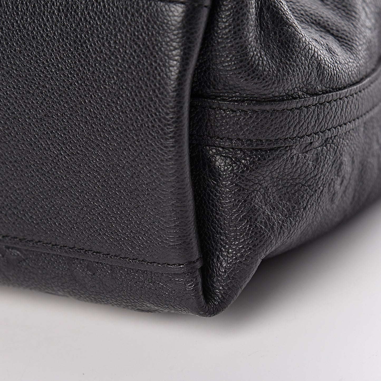 Empreinte Bastille MM Black