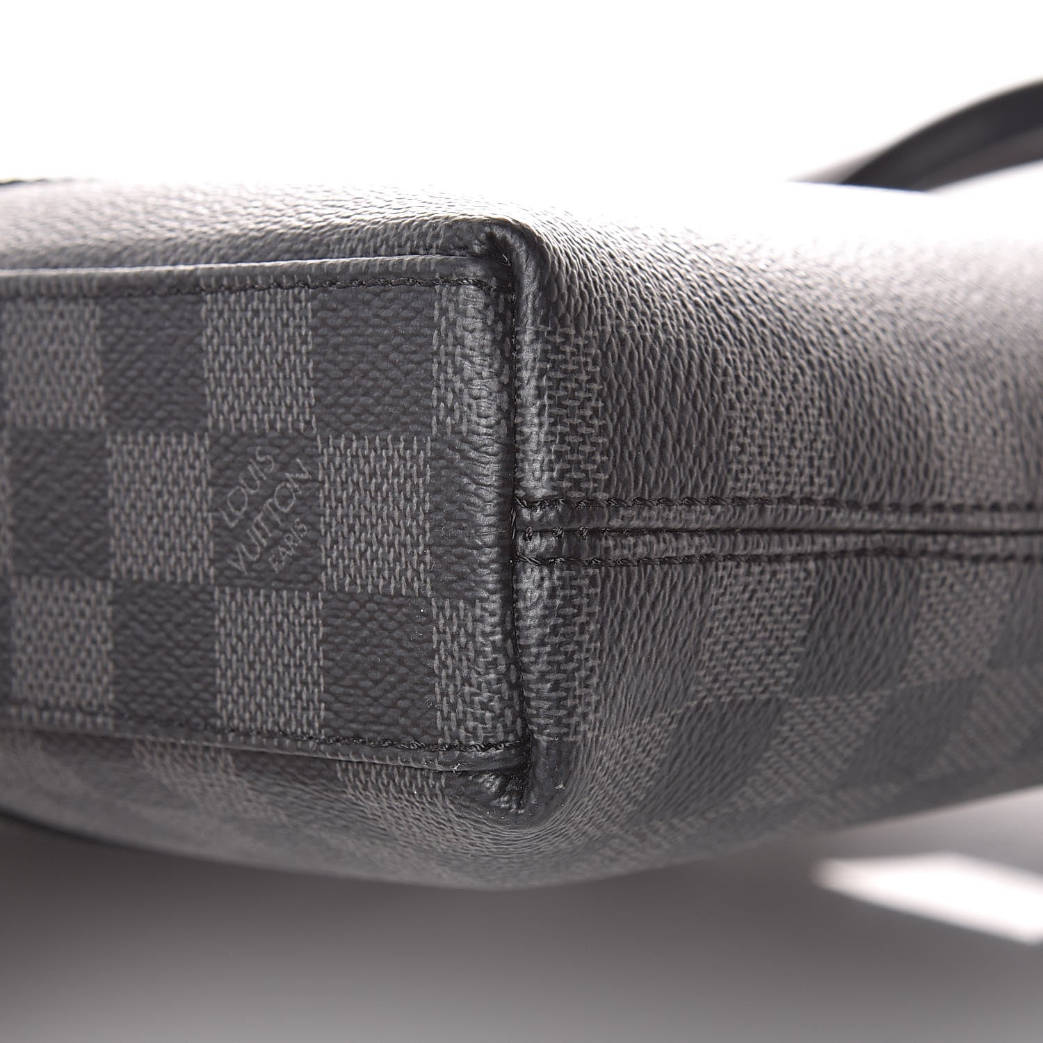 Louis Vuitton Damier Graphite Anton Briefcase 9 of 10