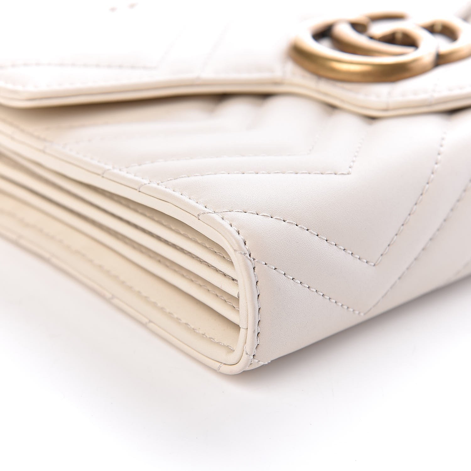 Gucci Calfskin Matelasse GG Marmont Chain Wallet Mystic White 10 of 12