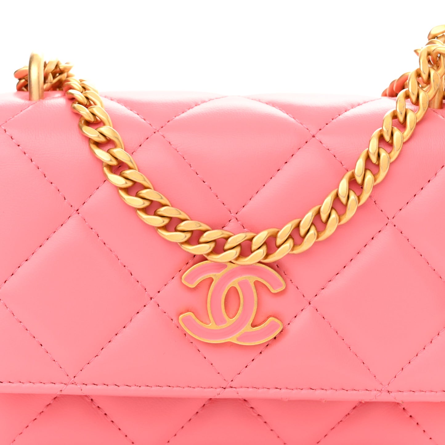 Lambskin Enamel Quilted Pending CC Clutch With Chain Pink