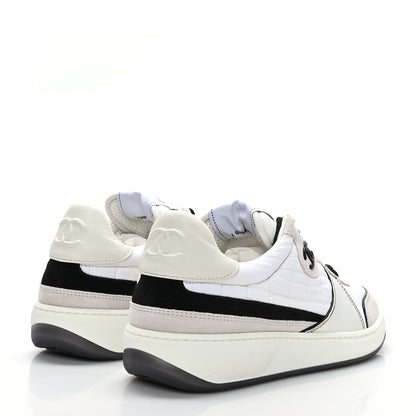 Chanel Suede Fabric Calfskin Womens CC Sneakers 38.5 White Light Gray 4 of 8