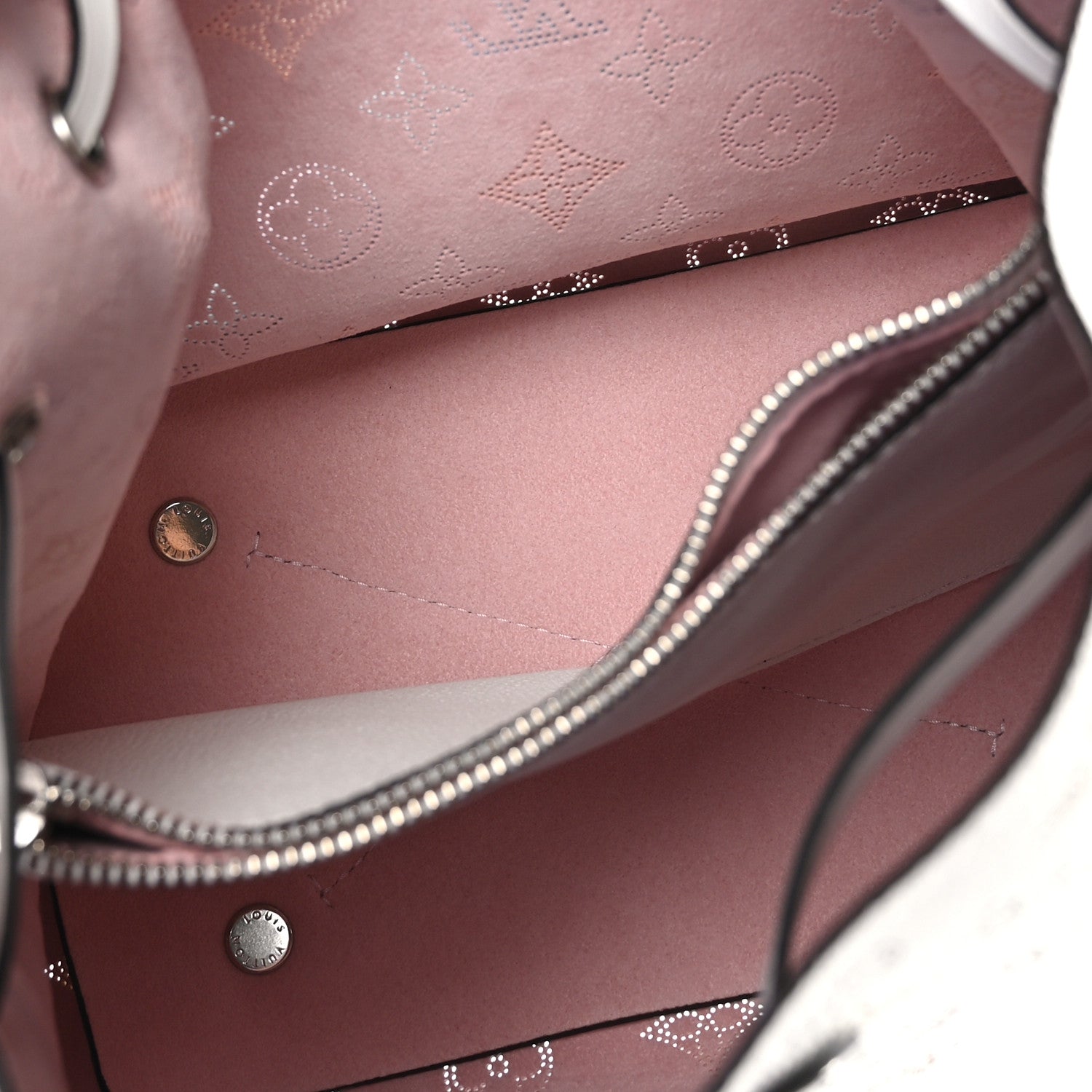 Louis Vuitton LOUIS VUITTON Mahina Muria Snow White 5 of 9