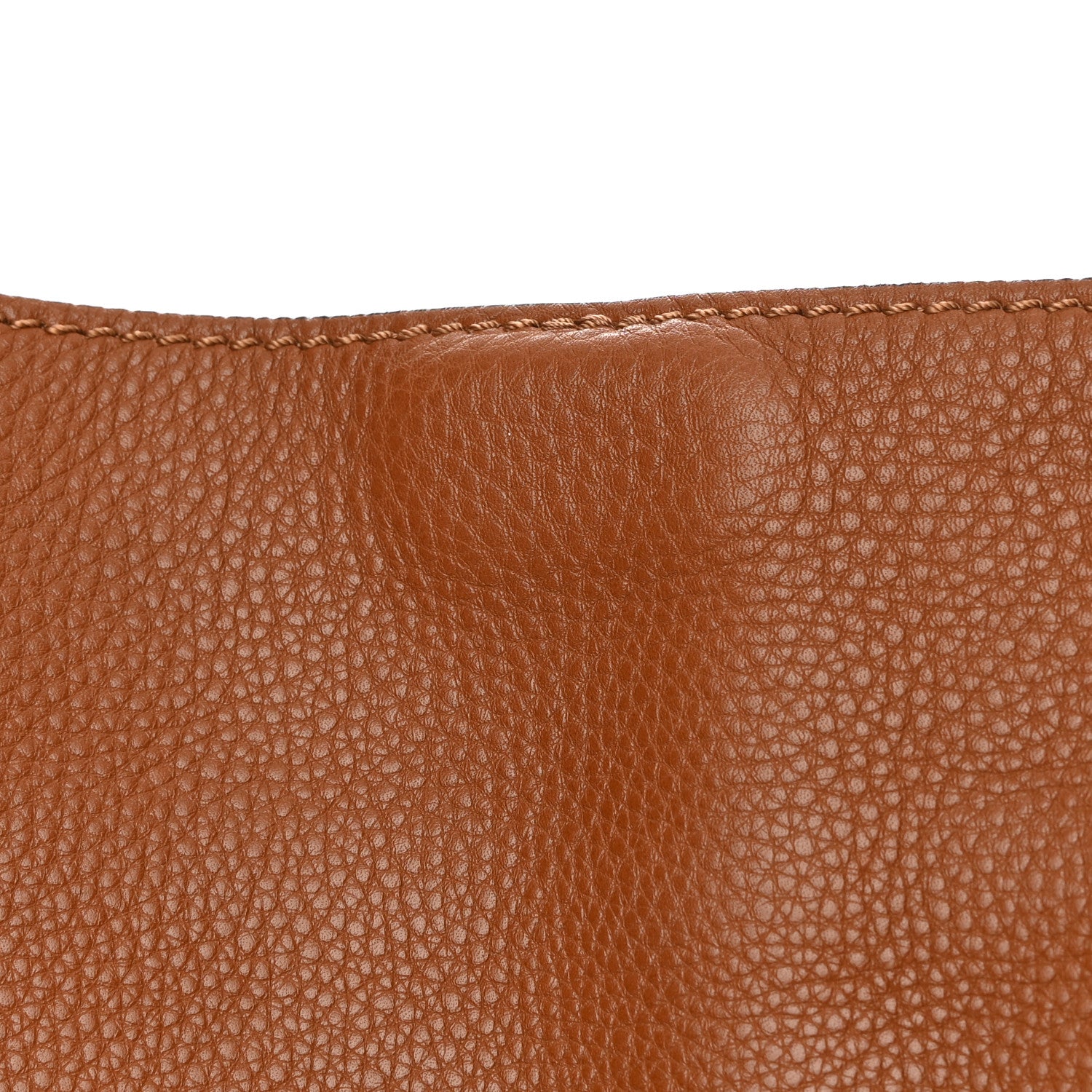 Valentino Garavani Pebbled Calfskin Large Rockstud Flip-Lock Messenger Bag Light Cuir 14 of 15