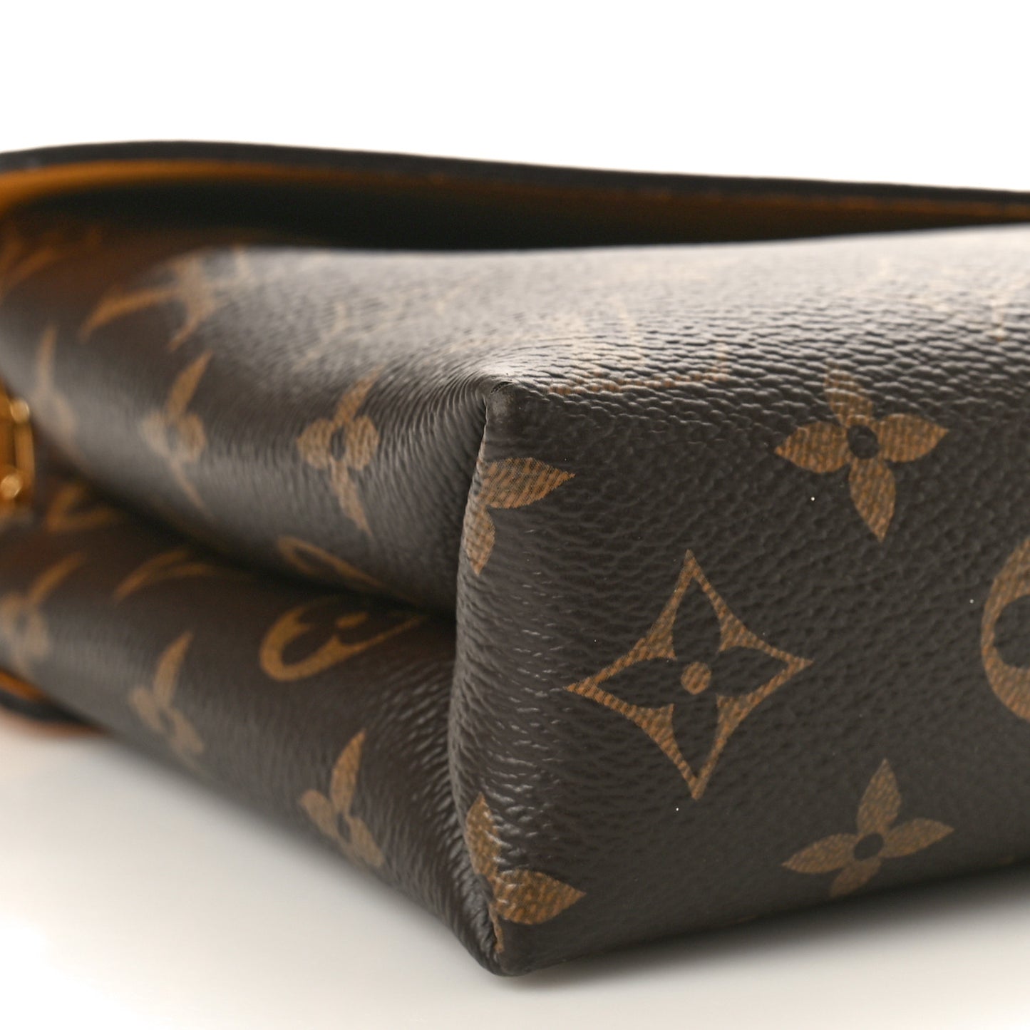 LOUIS VUITTON Monogram Pallas Chain Safran