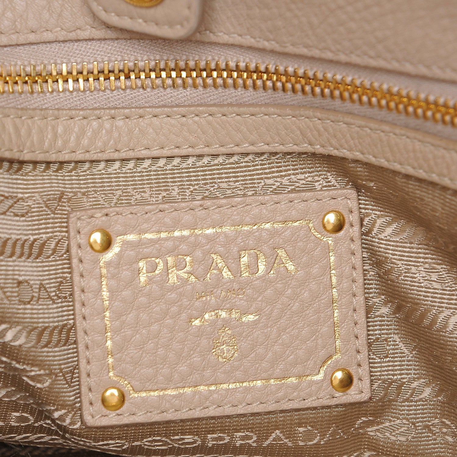 Prada Vitello Daino Hobo Sabbia 6 of 10