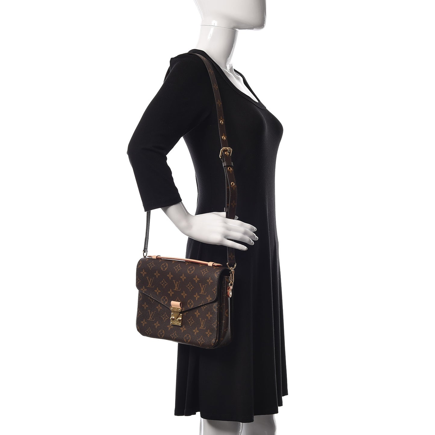 Monogram Pochette Metis