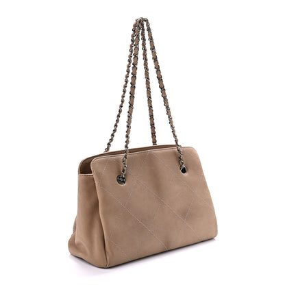 Chanel Washed Calfskin Diamond Stitch Large Hamptons Shopping Tote Beige 3 of 9