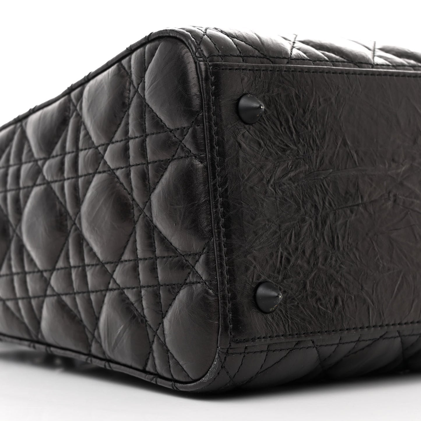 Crinkled Calfskin Cannage Medium Lady Dior Black