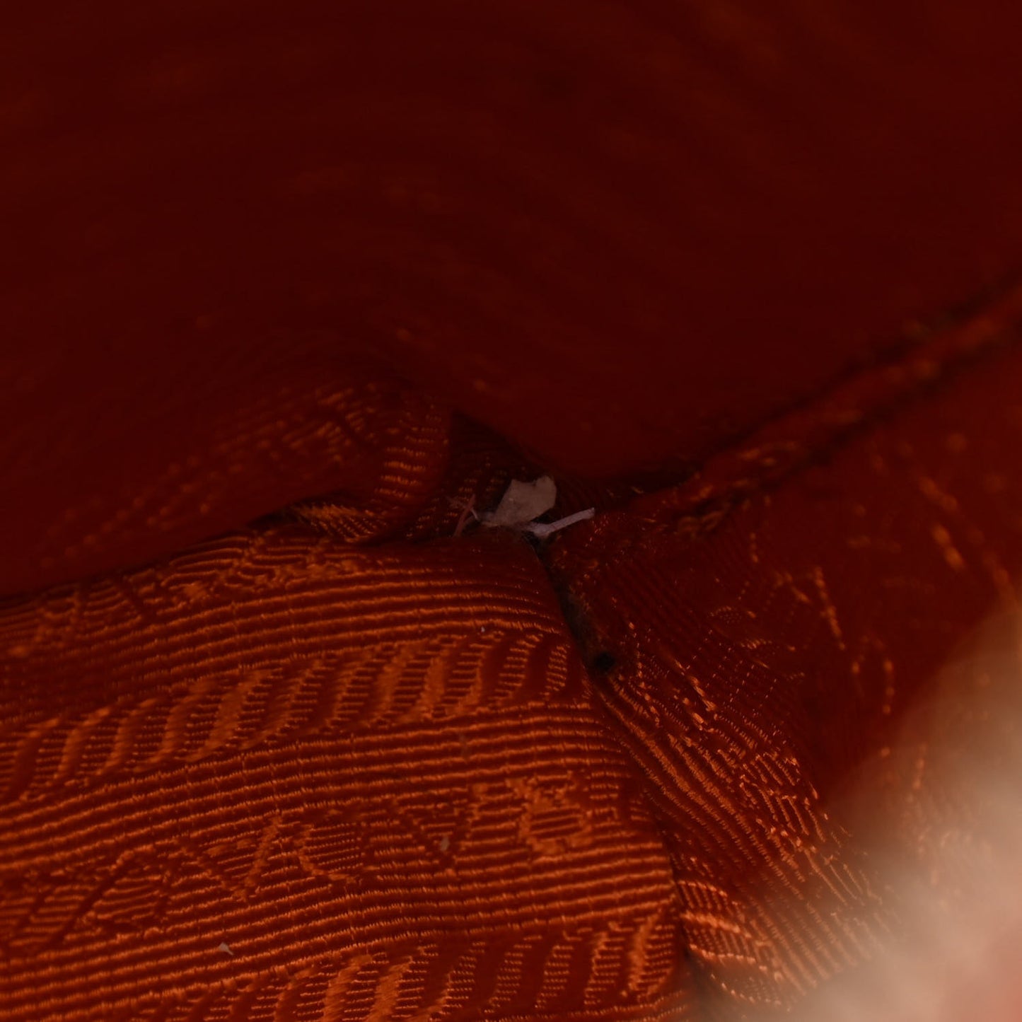 Saffiano Lux Medium Promenade Tote Papaya