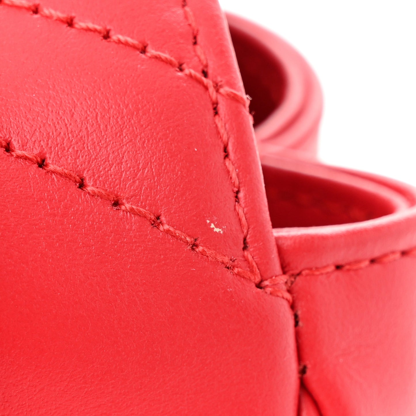 Calfskin Matelasse Mini GG Marmont Square Shoulder Bag Hibiscus Red