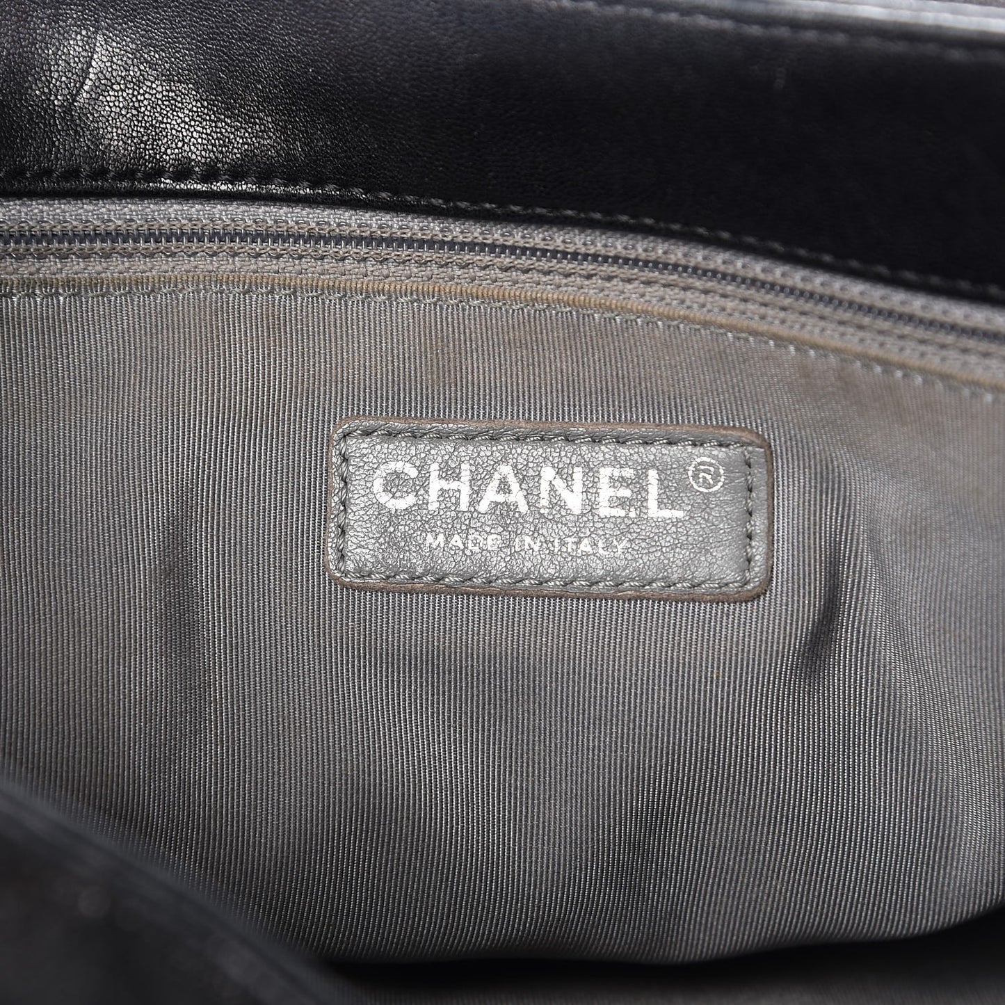 Washed Lambskin Quilted Maxi Chain Around Flap Black