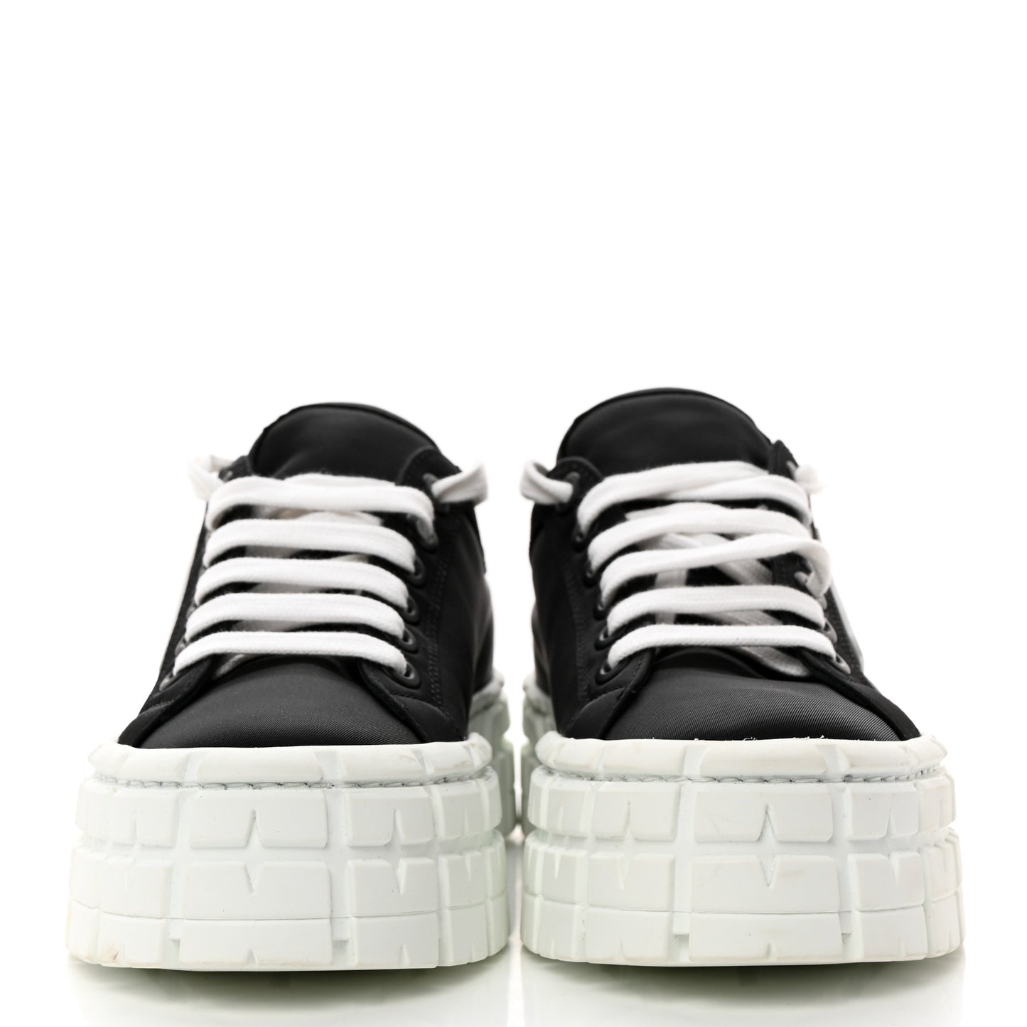 Re-Nylon Gabardine Triangle Logo Double Wheel 50mm Sneakers 37.5 Black