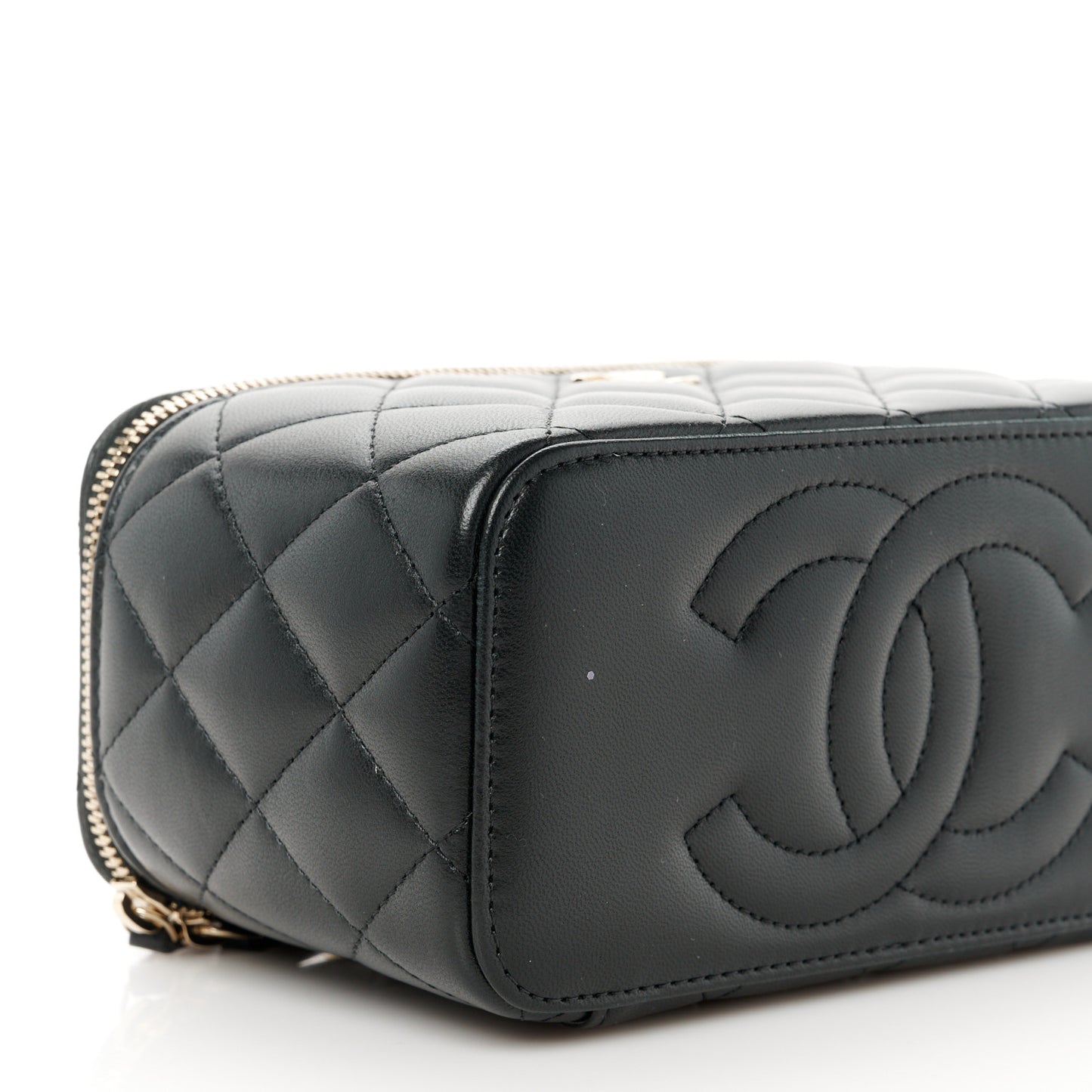 Lambskin Quilted Small Top Handle Vanity Case With Chain Black