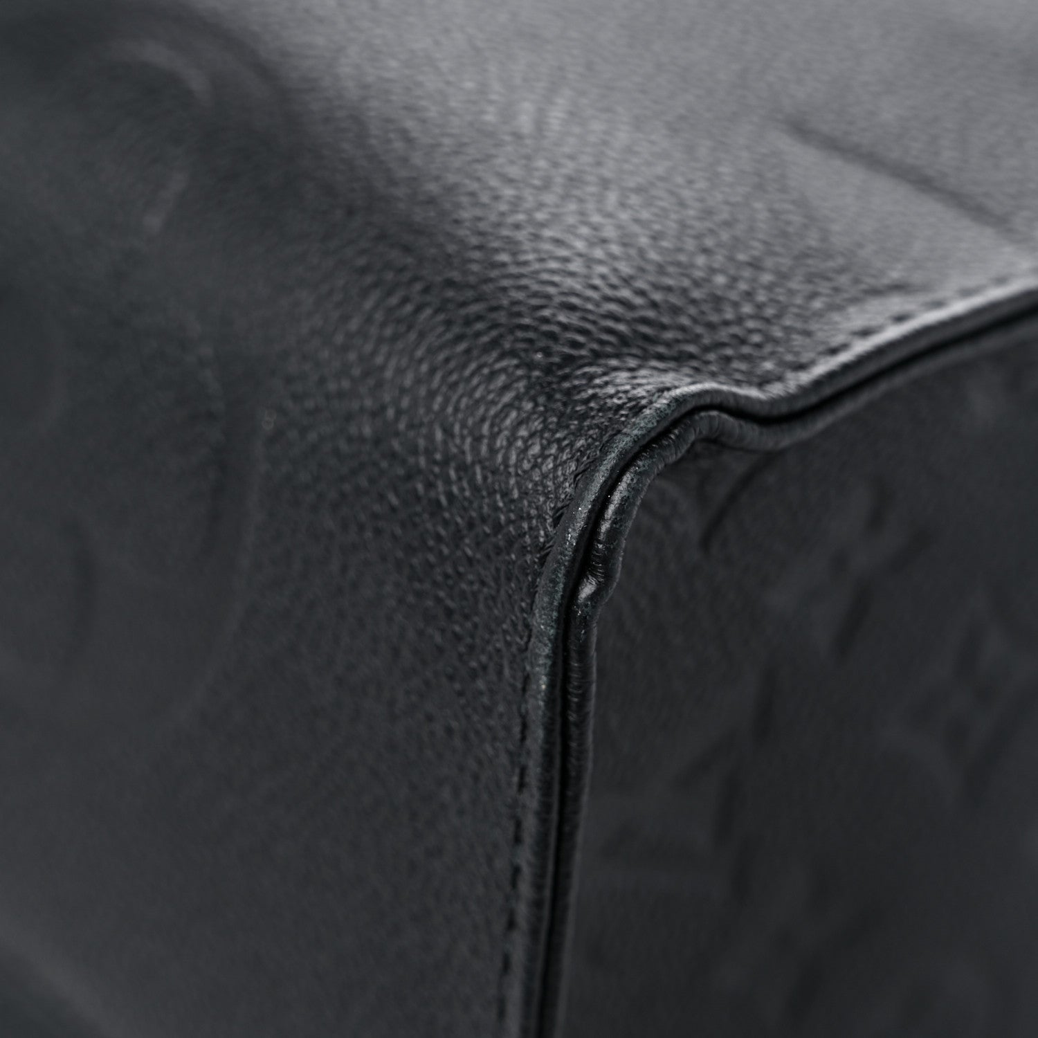 Louis Vuitton Empreinte Monogram Giant Onthego GM Black 9 of 12
