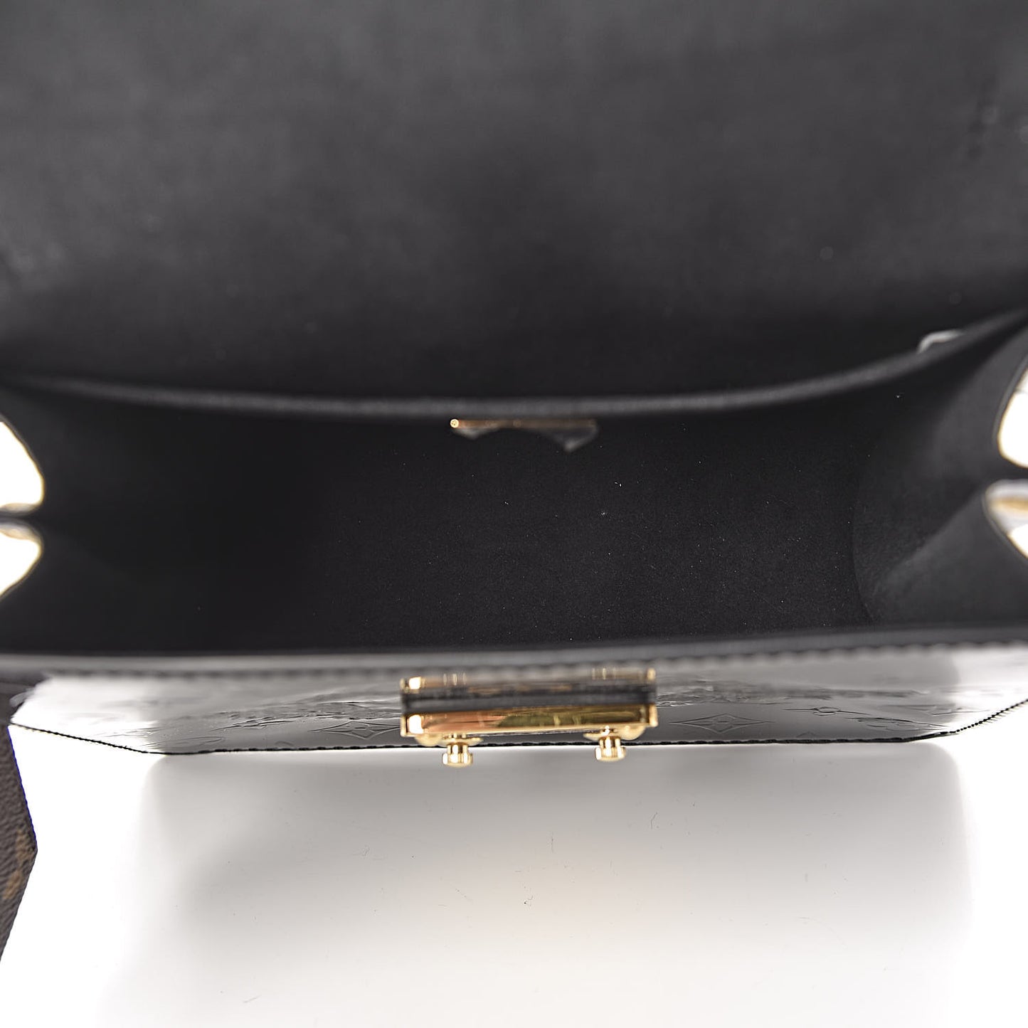 Vernis Epi Monogram Spring Street Black