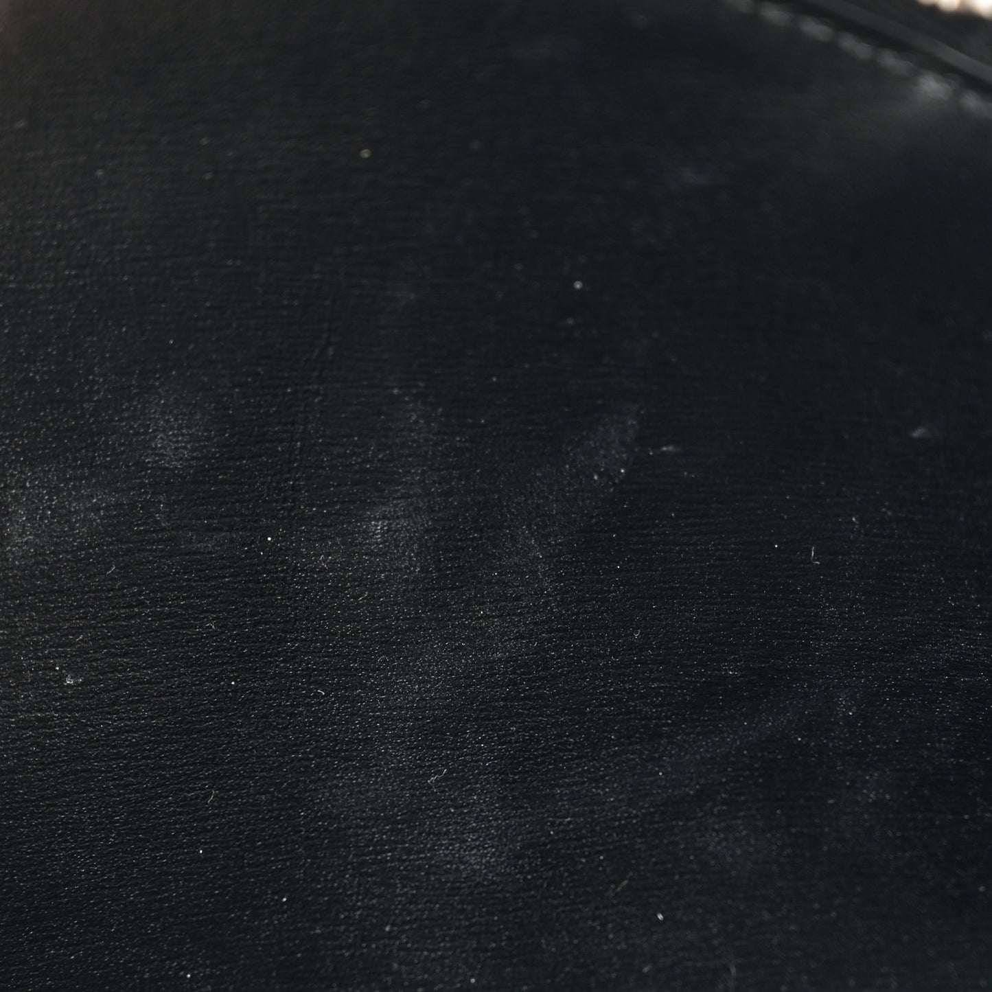 Calfskin Le Coeur Bag Black