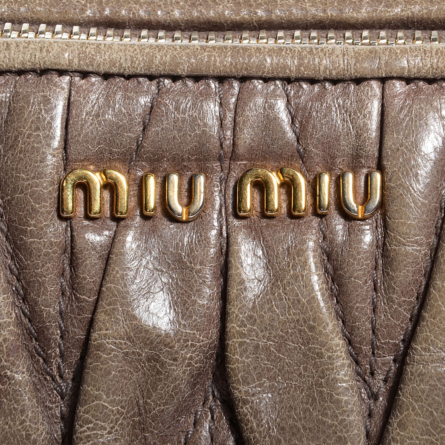 Leather Matelasse Lux Shoulder Bag Argilla