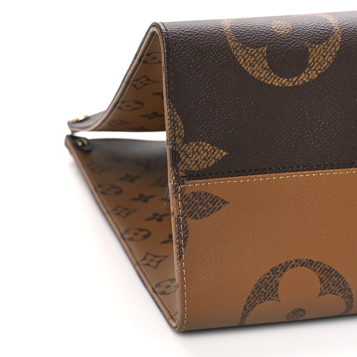 Reverse Monogram Giant Onthego GM