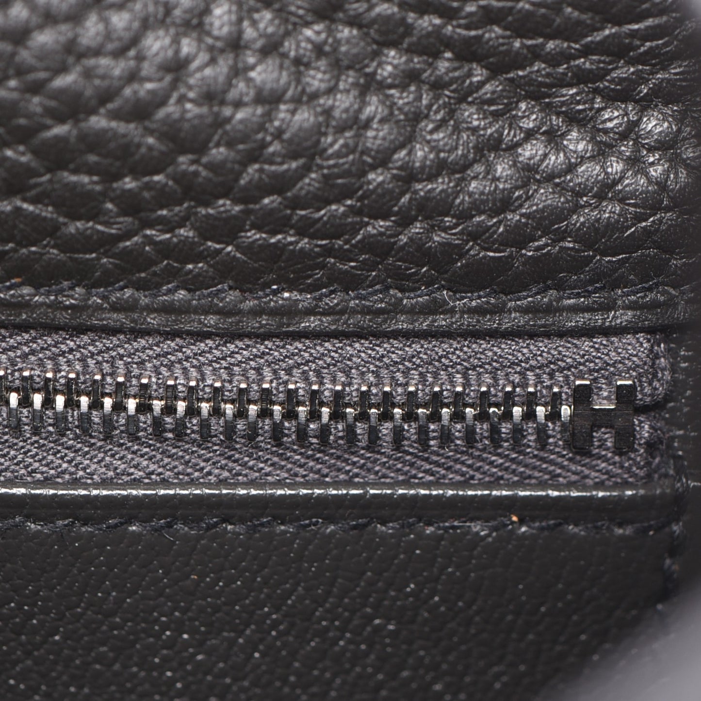 Togo Kelly Retourne 35 Black