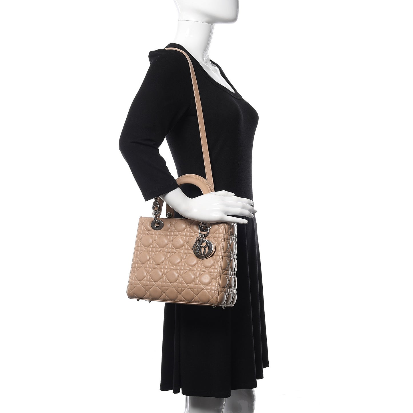 Lambskin Cannage Medium Lady Dior Beige