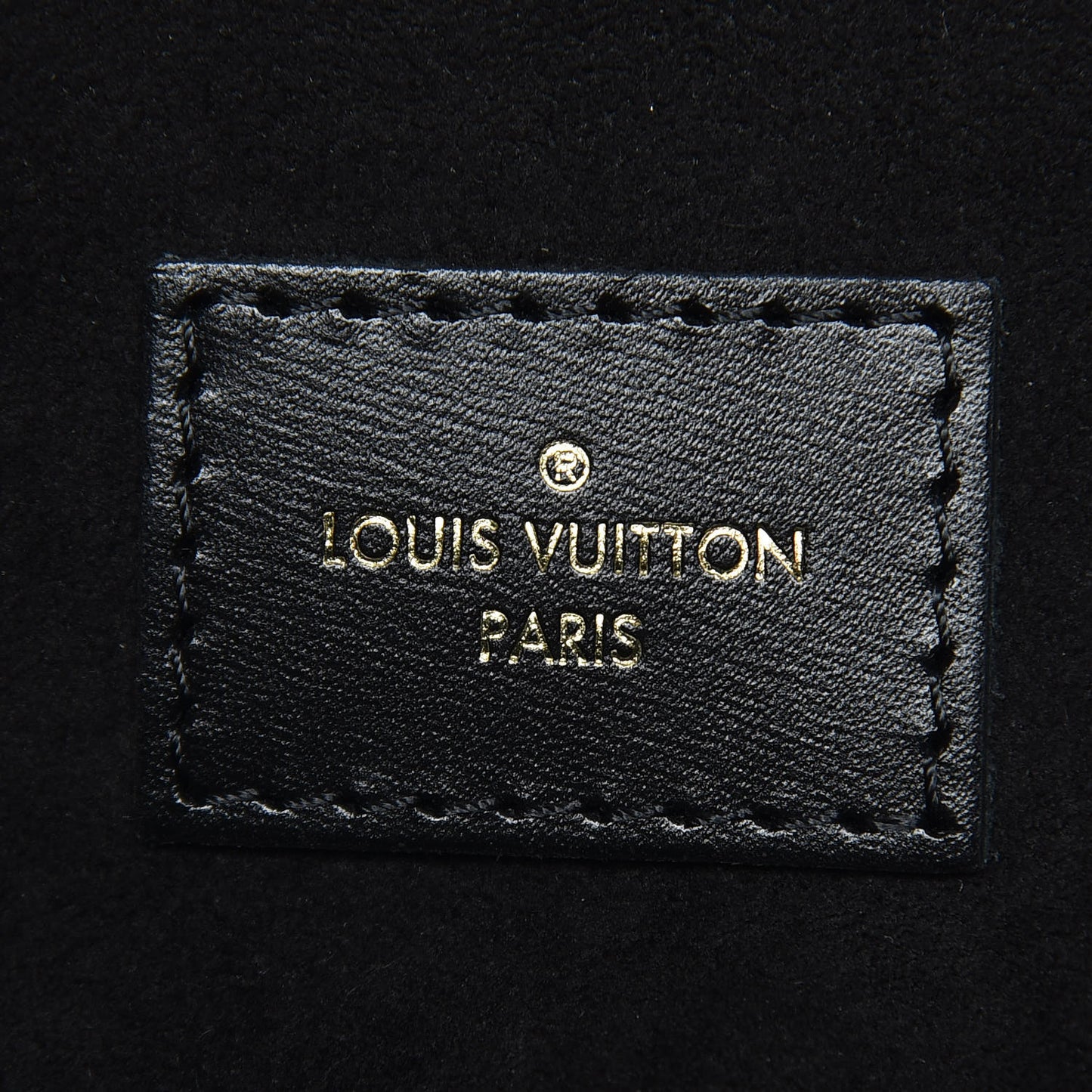 Reverse Monogram Pochette Metis