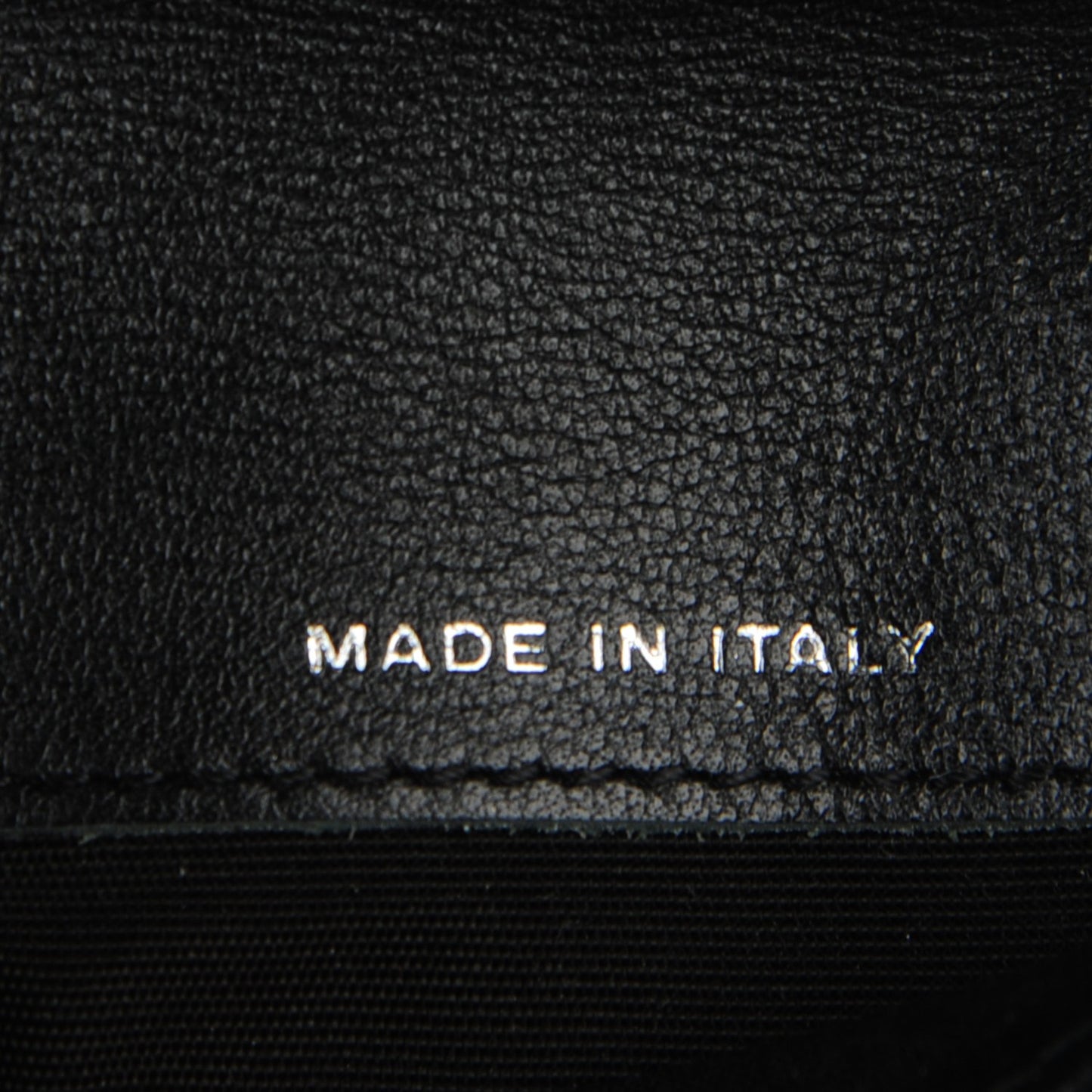 Caviar Sevruga L-Zip Pocket Wallet Black