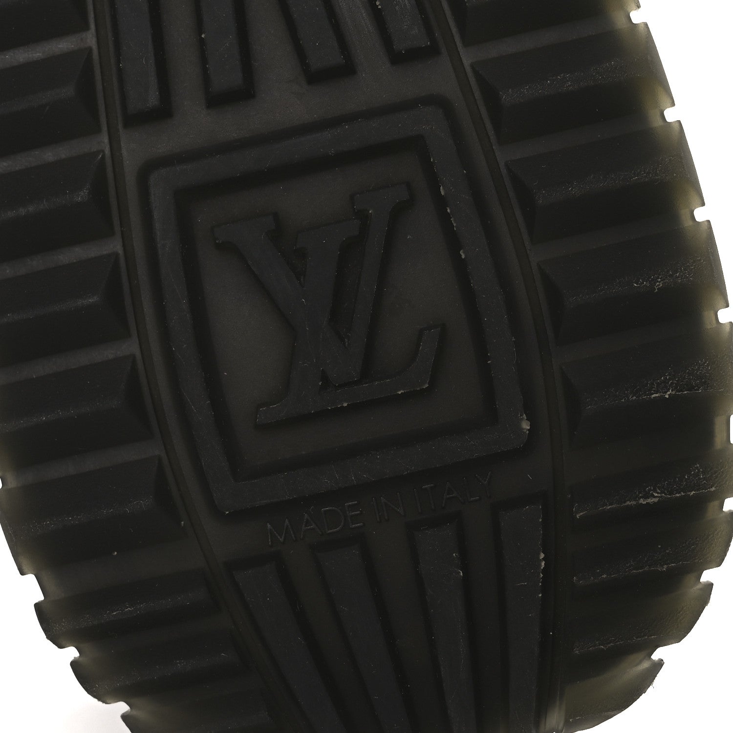 Louis Vuitton Calfskin Monogram Denim Run Away Sneakers 39 White 8 of 12