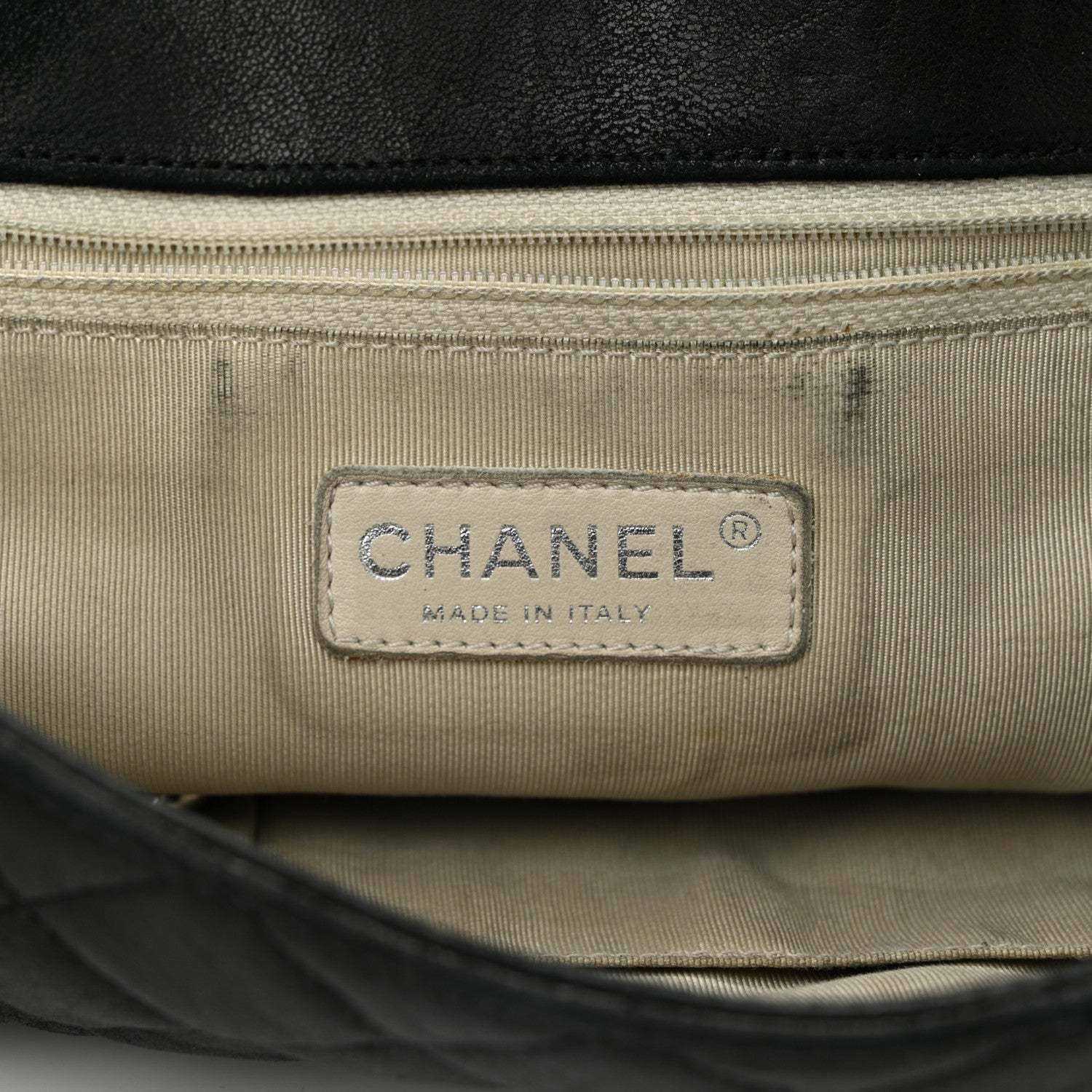 Chanel Washed Lambskin Quilted Maxi Chain Around Flap Black 6 of 11
