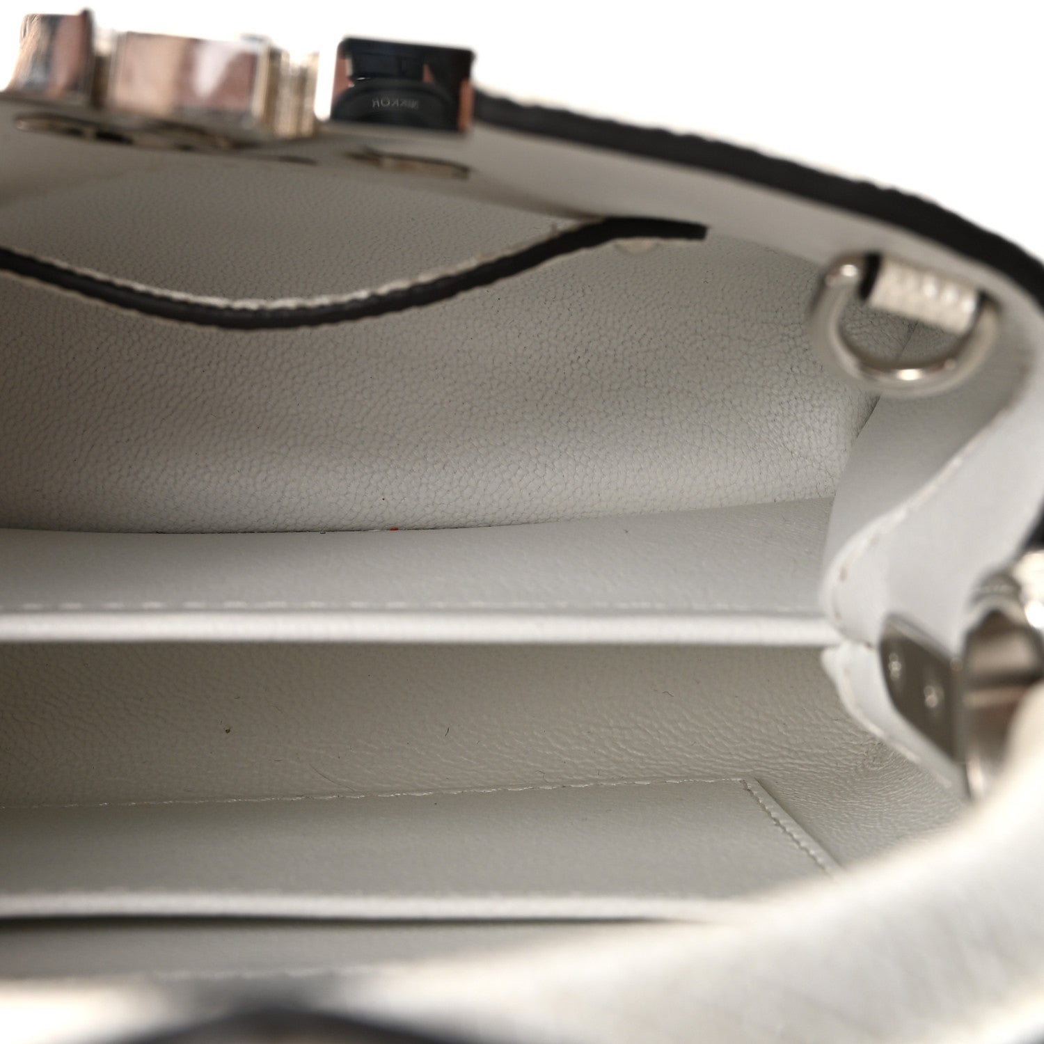 Louis Vuitton Lizard Baroque Embossed Capucines Mini Ivory Sparkle 5 of 10