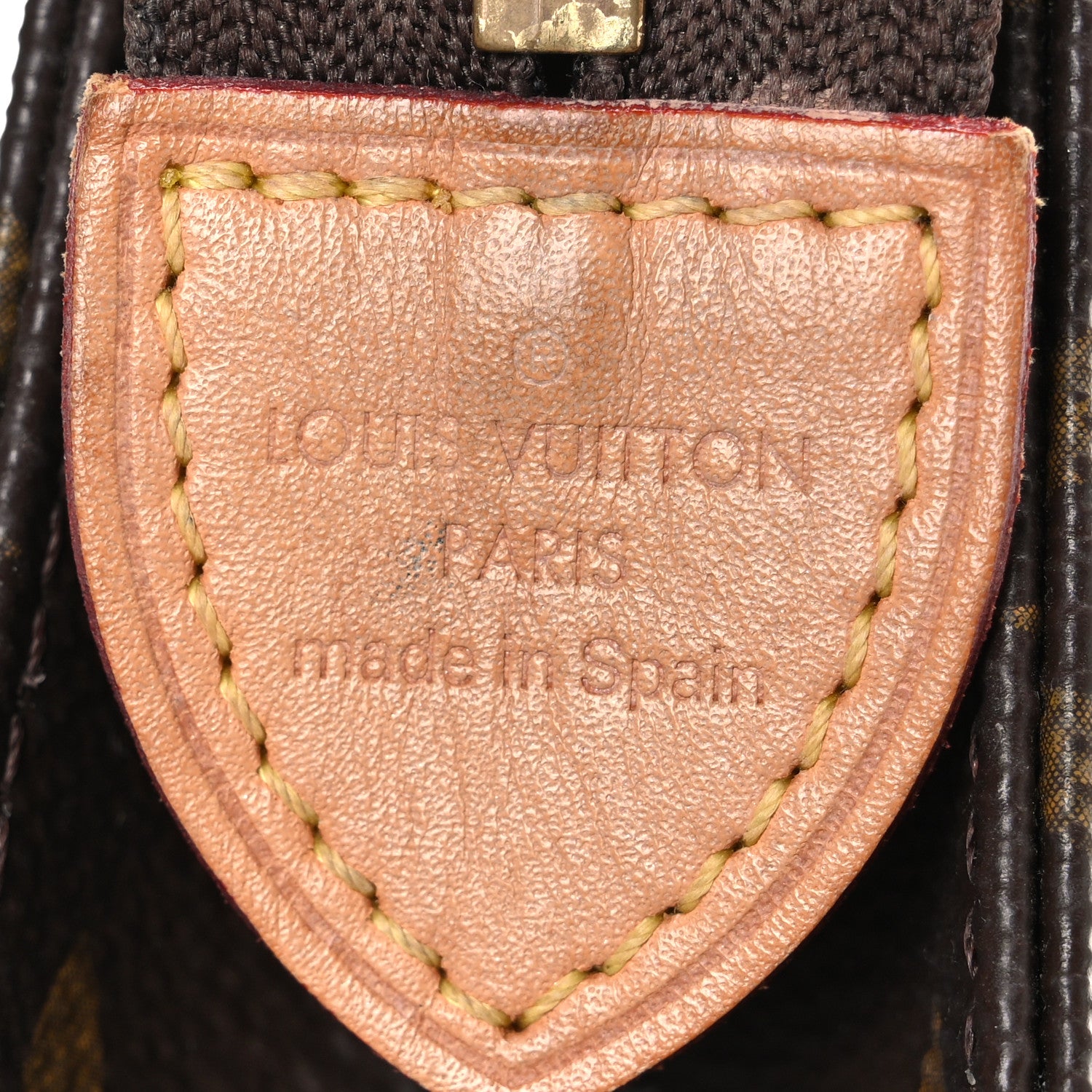 Louis Vuitton Monogram Toiletry Pouch 26 6 of 7