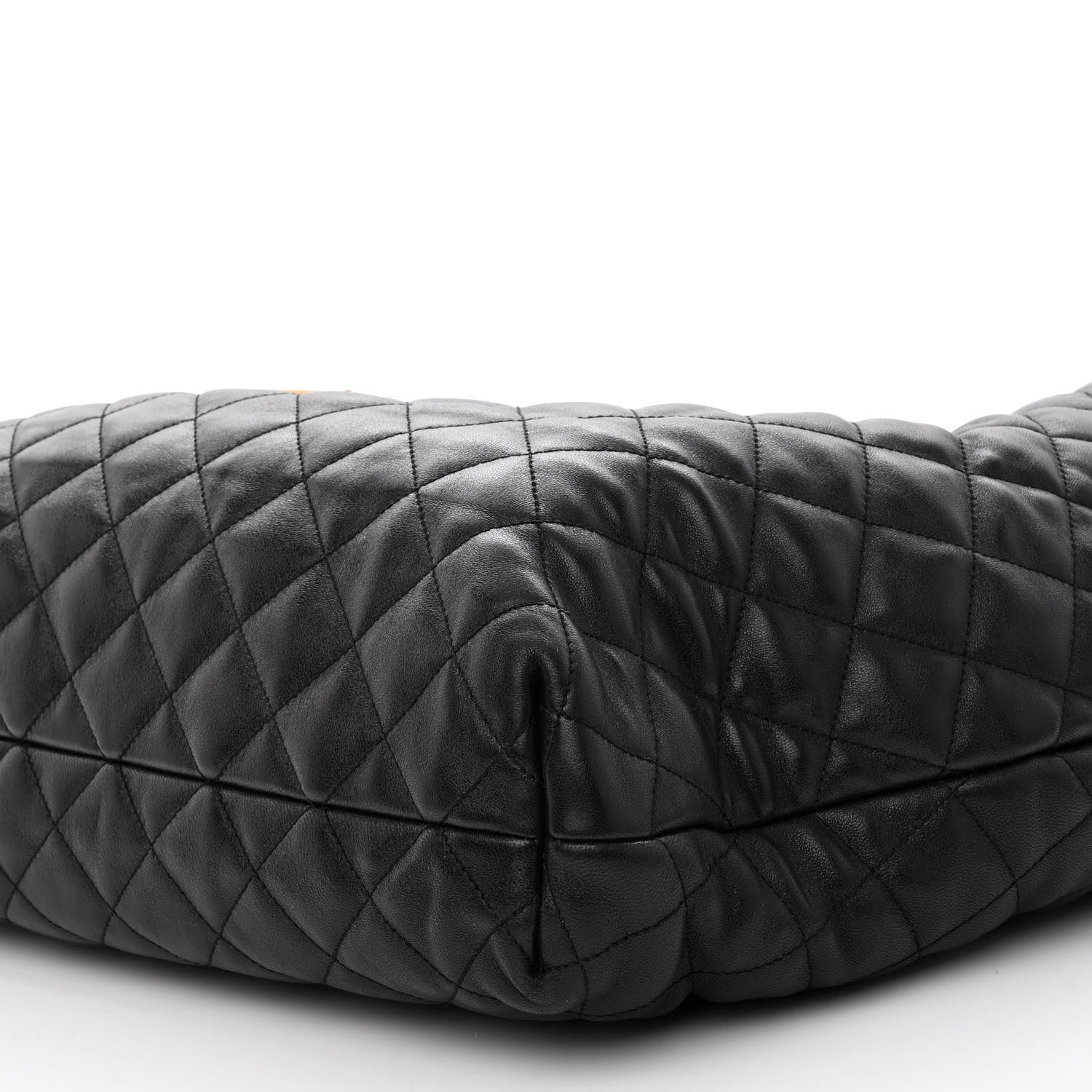 Saint Laurent Lambskin Quilted Maxi Icare Shopping Tote Black 10 of 10