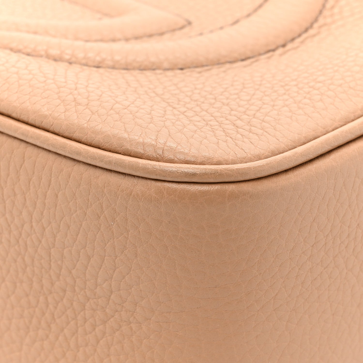 Gucci Pebbled Calfskin Small Soho Disco Bag Camelia 10 of 10