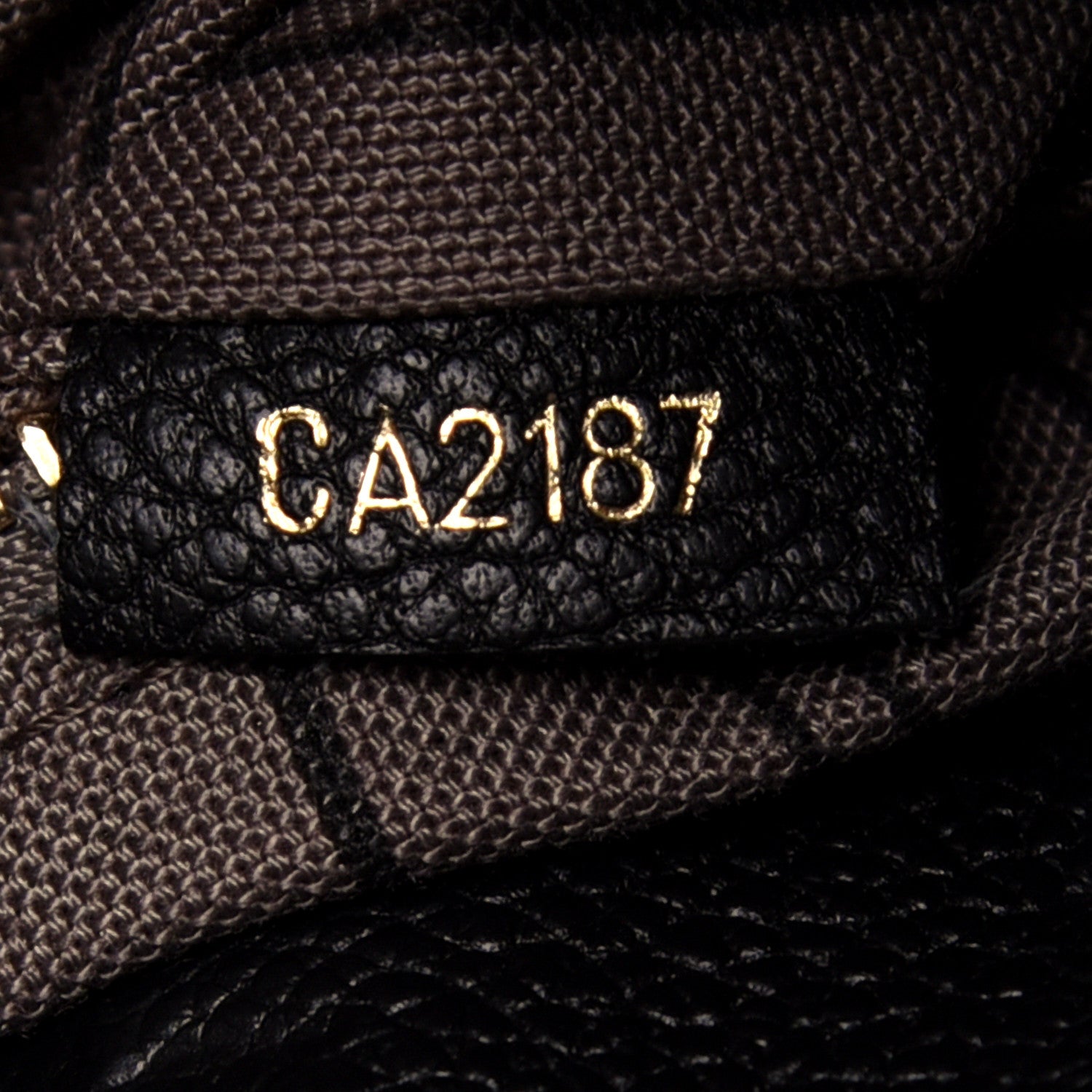 Louis Vuitton Empreinte Artsy MM Black 13 of 23