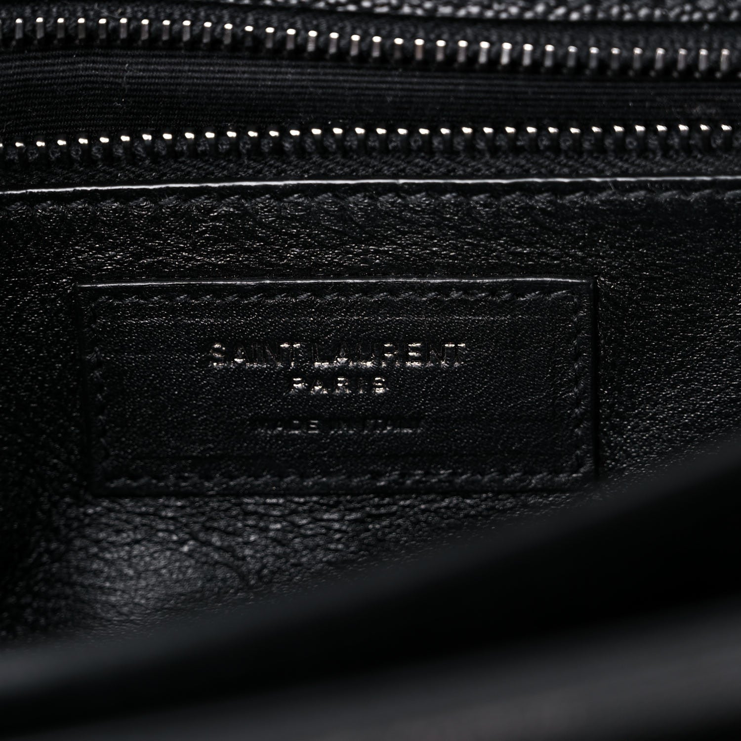 Saint Laurent Grain De Poudre Monogram Cassandra Clasp Bag Black 4 of 10