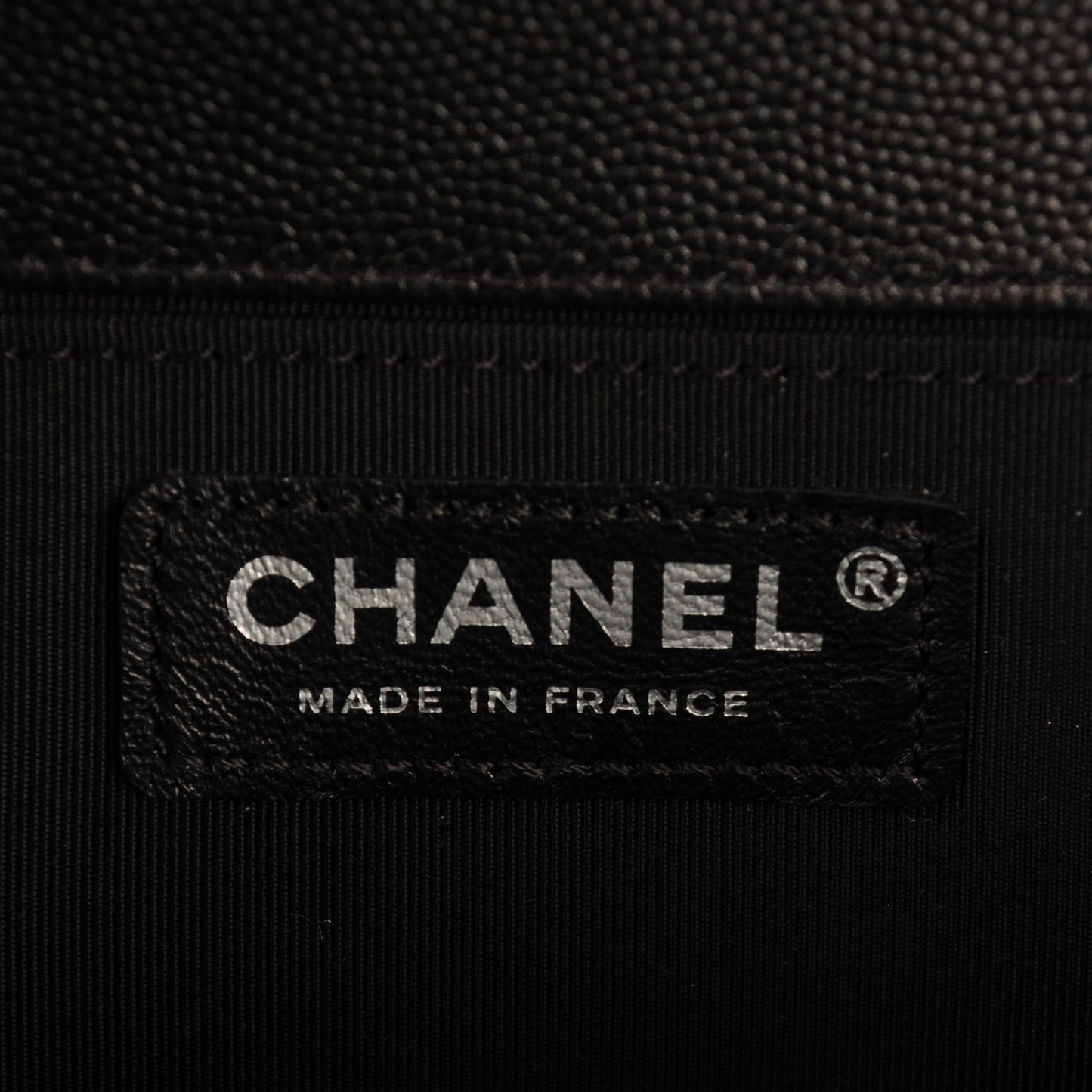 Caviar Quilted Medium Boy Flap So Black