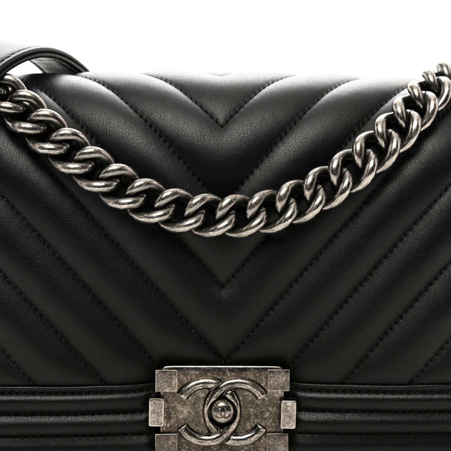 Calfskin Chevron Quilted Medium Boy Flap Black