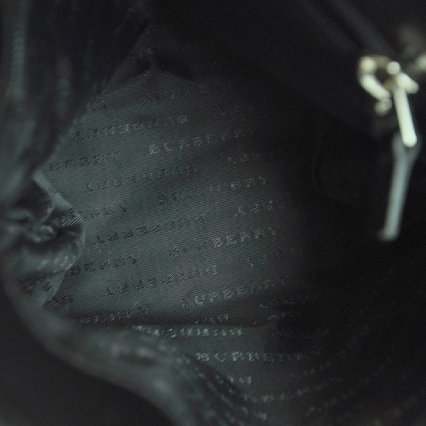 House Check Tote Black