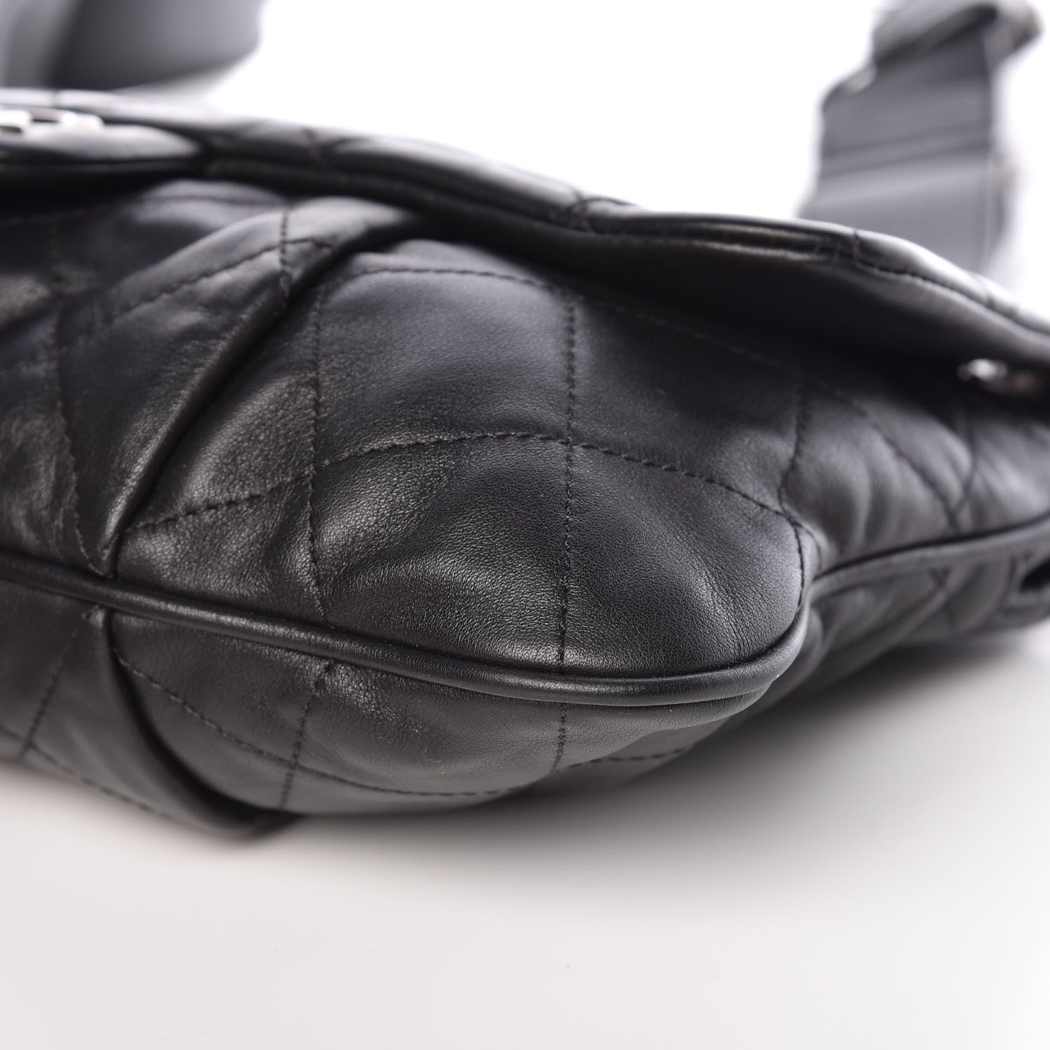Chanel Calfskin Coco Pleats Messenger Flap Black 6 of 10
