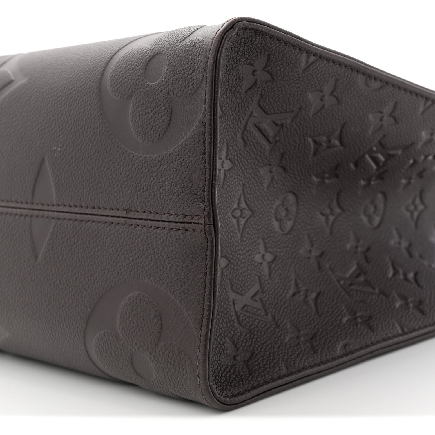 Louis Vuitton Empreinte Monogram Giant Onthego MM Chocolate 9 of 10