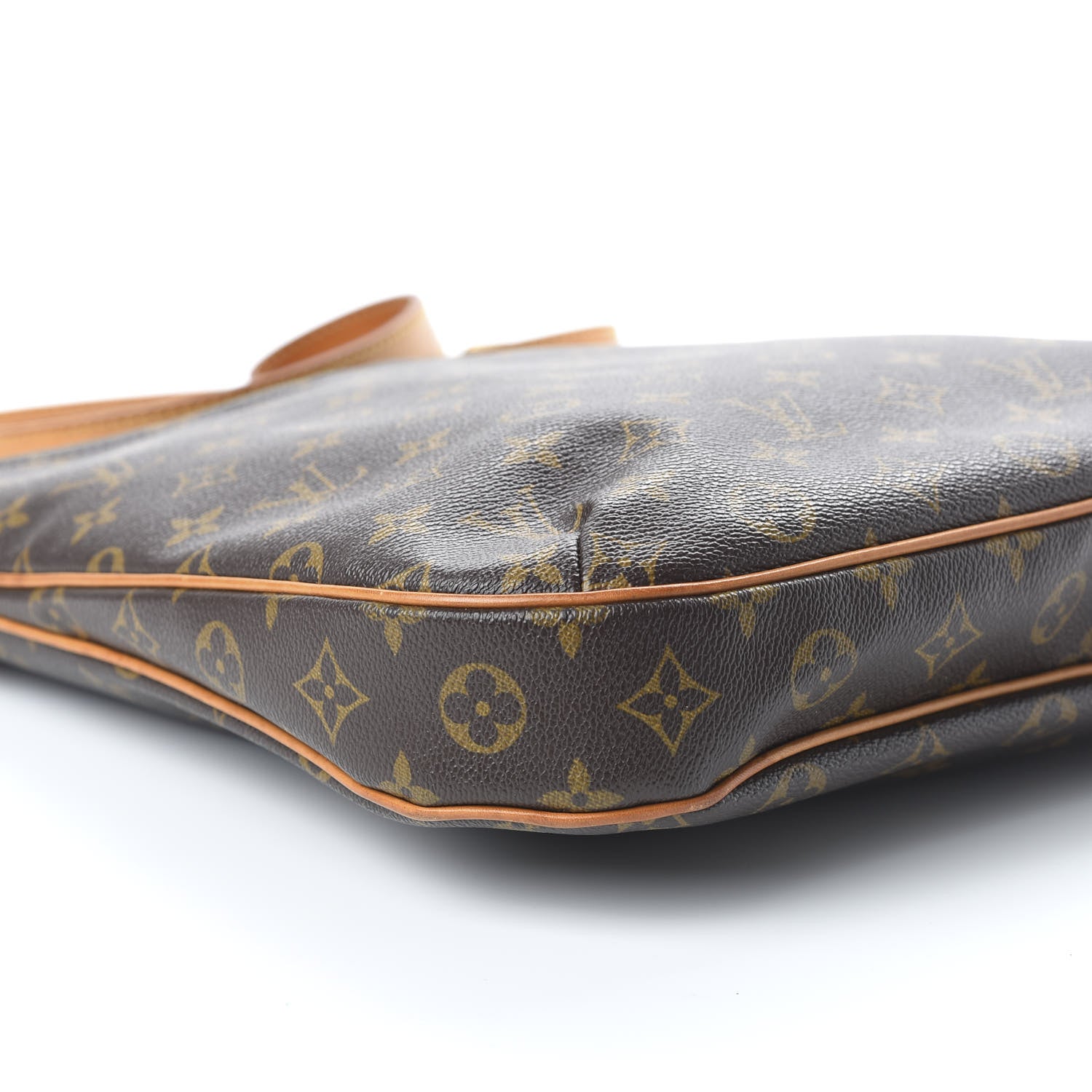 Louis Vuitton Monogram Odeon MM 6 of 9