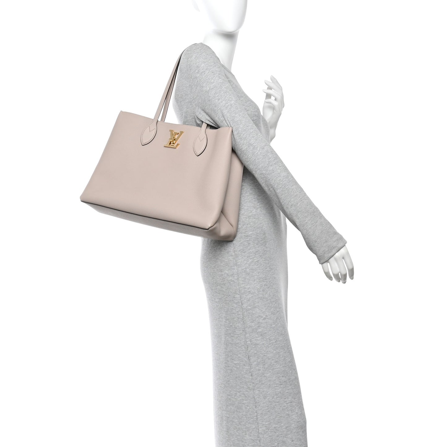 Grained Calfskin Lockme Shopper Greige