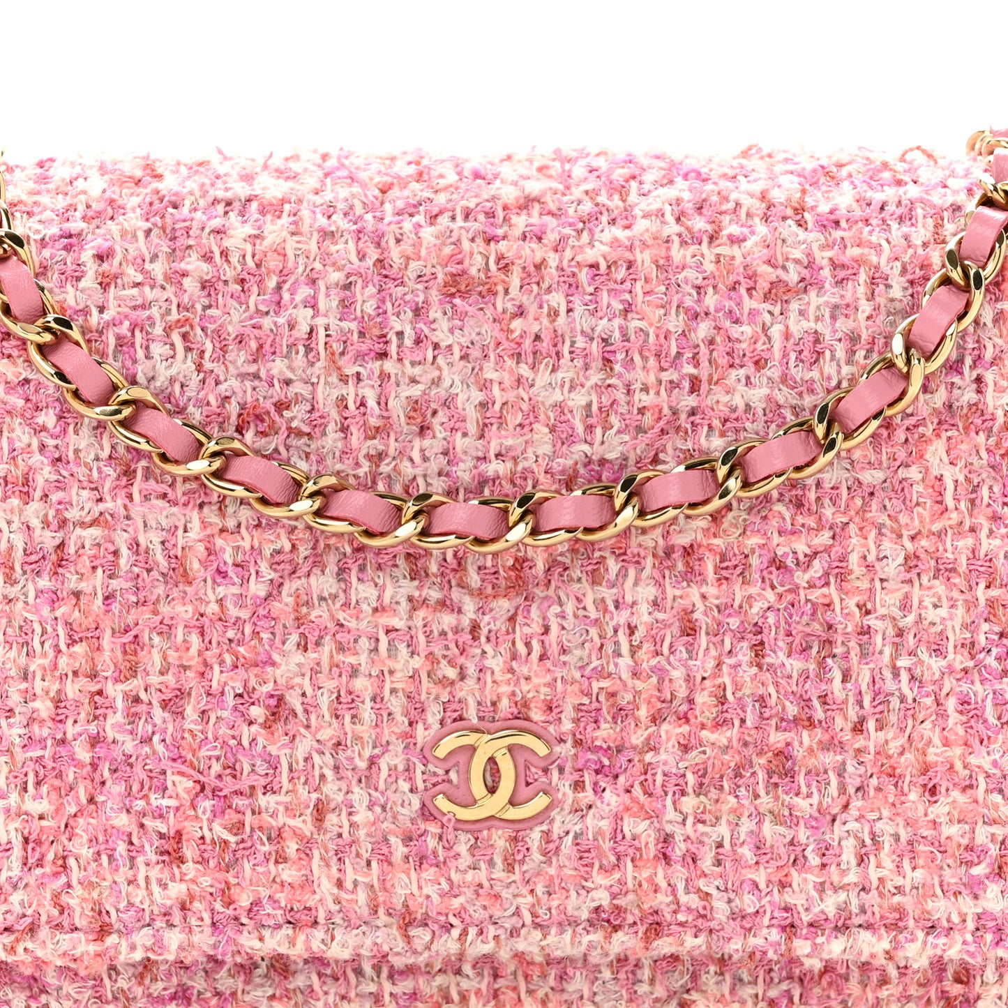 Tweed Quilted Wallet On Chain WOC Pink