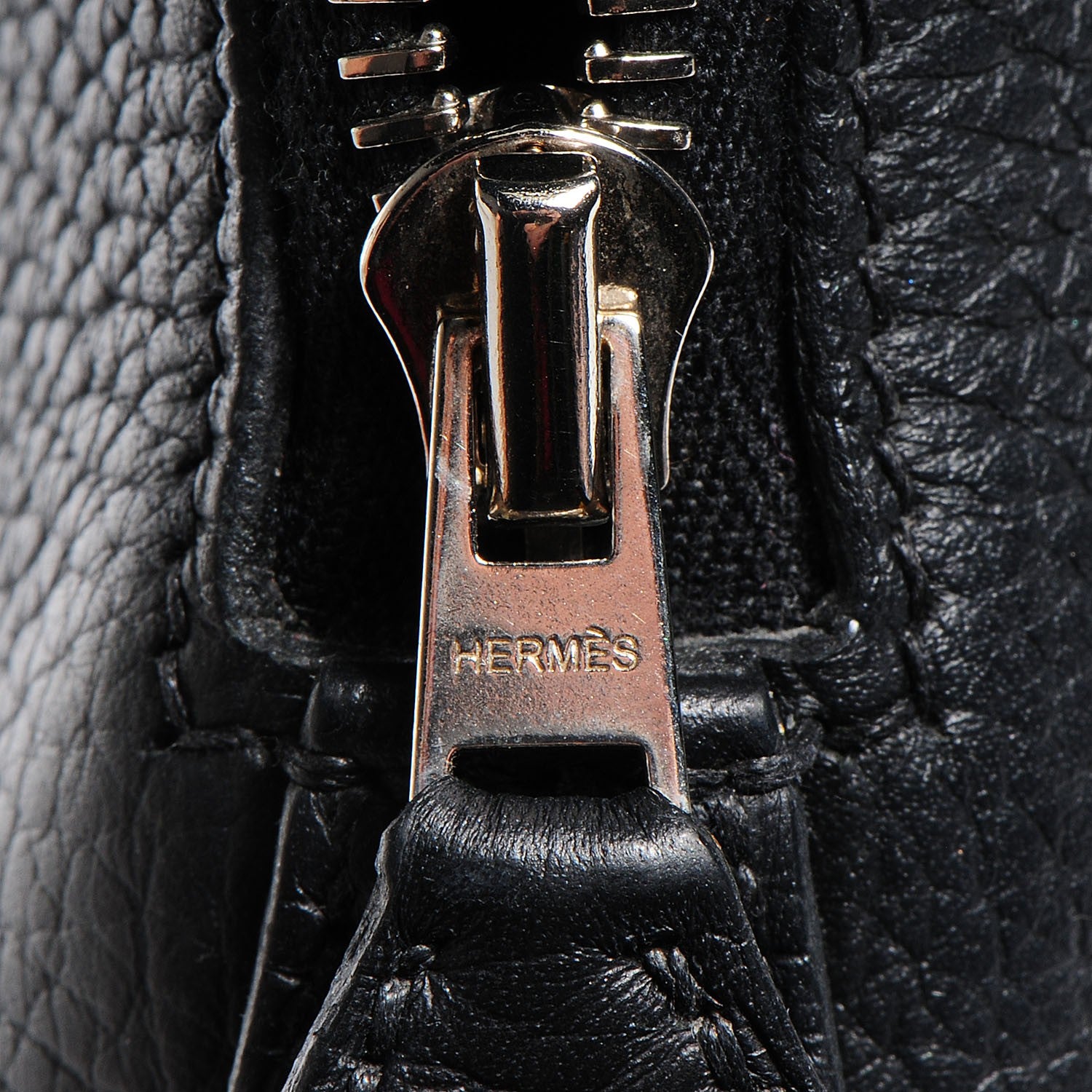 Hermes Taurillon Clemence Bolide 35 Black 4 of 18