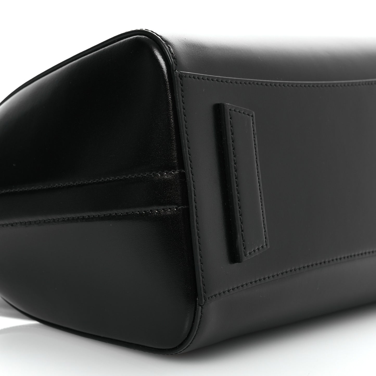 Shiny Lord Calfskin Small Antigona Black