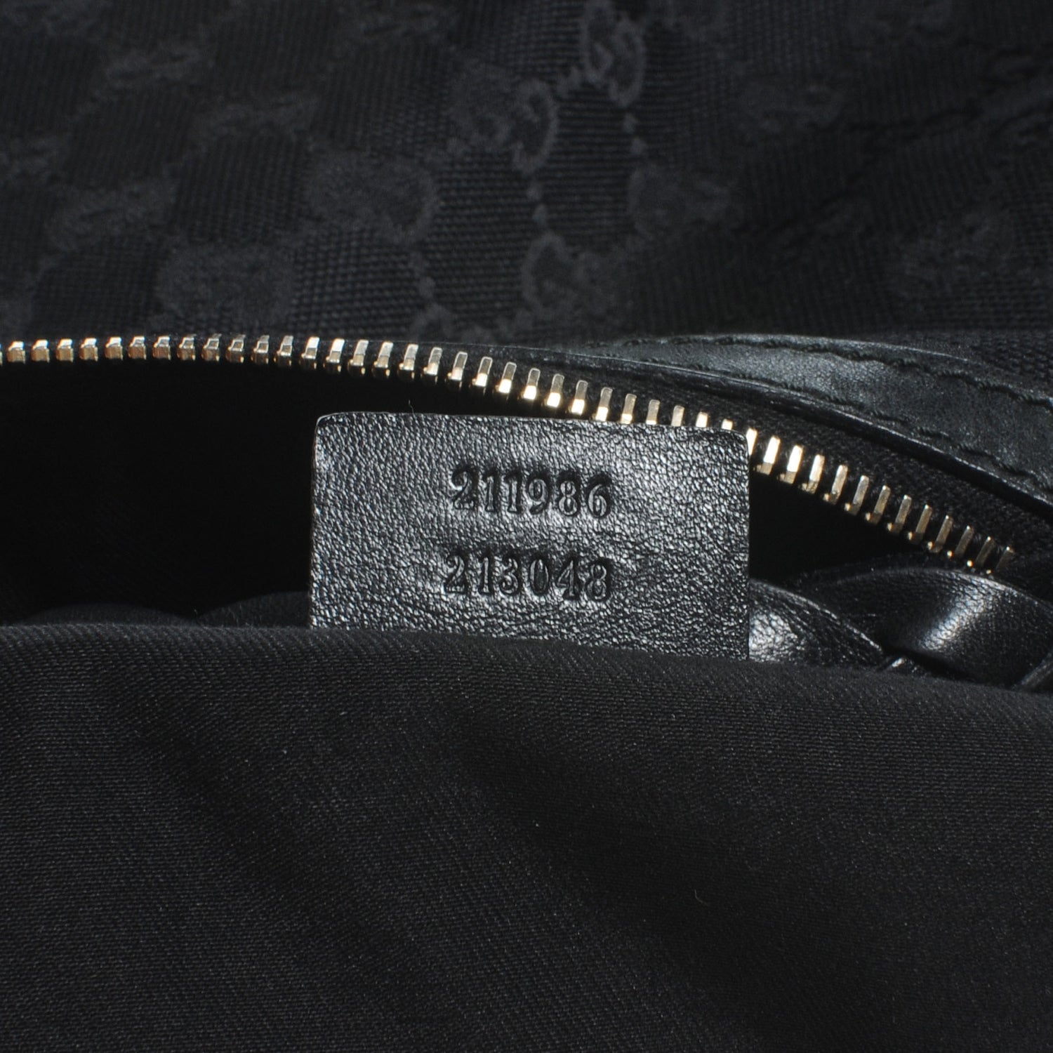 Gucci Monogram Pelham Medium Hobo Black 7 of 7