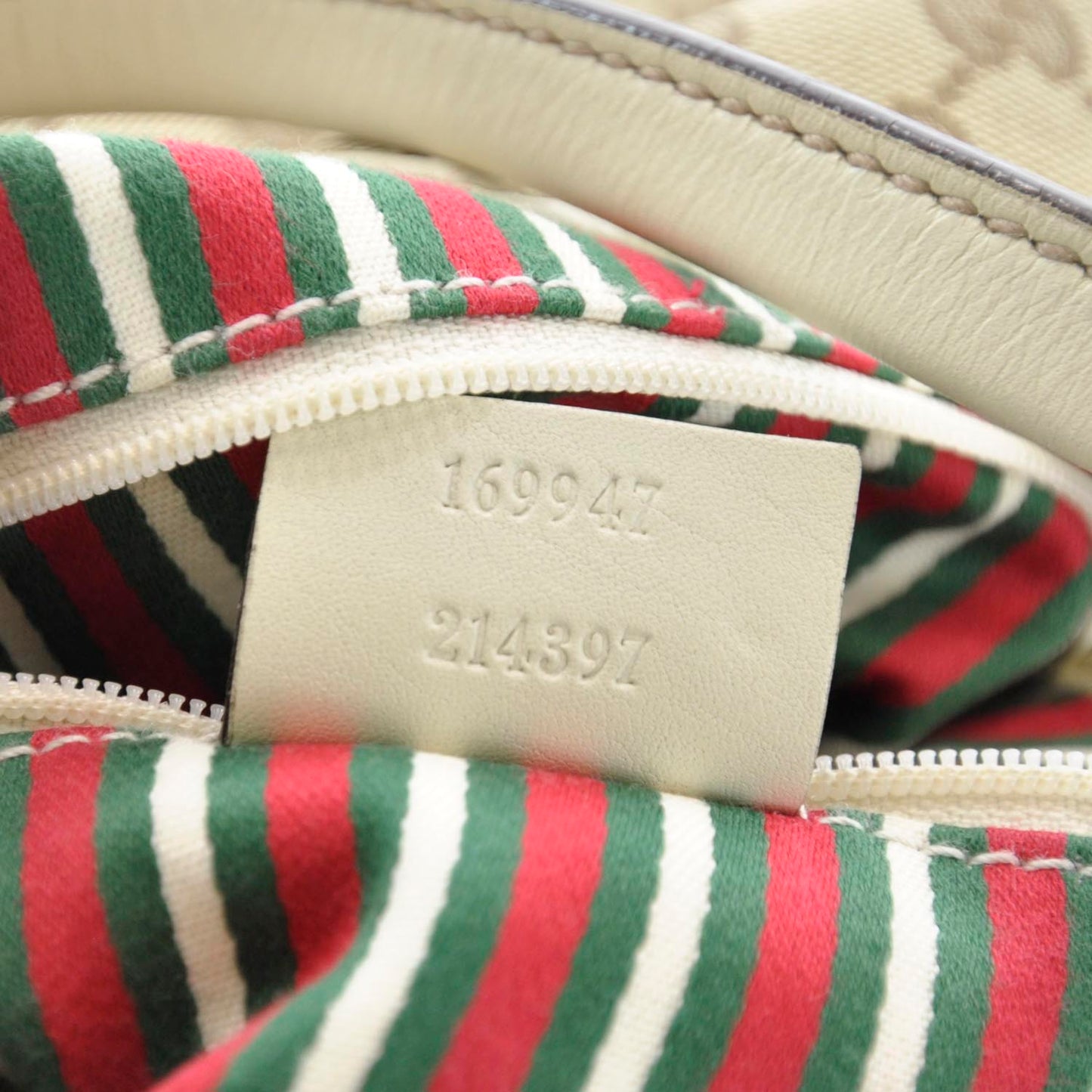 Monogram Medium New Britt Hobo Off White