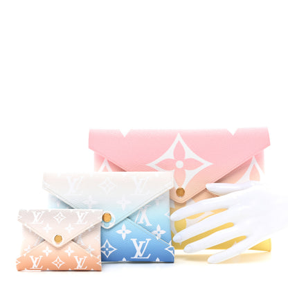 Louis Vuitton Monogram Giant By The Pool Kirigami Pochette Set 2 of 10