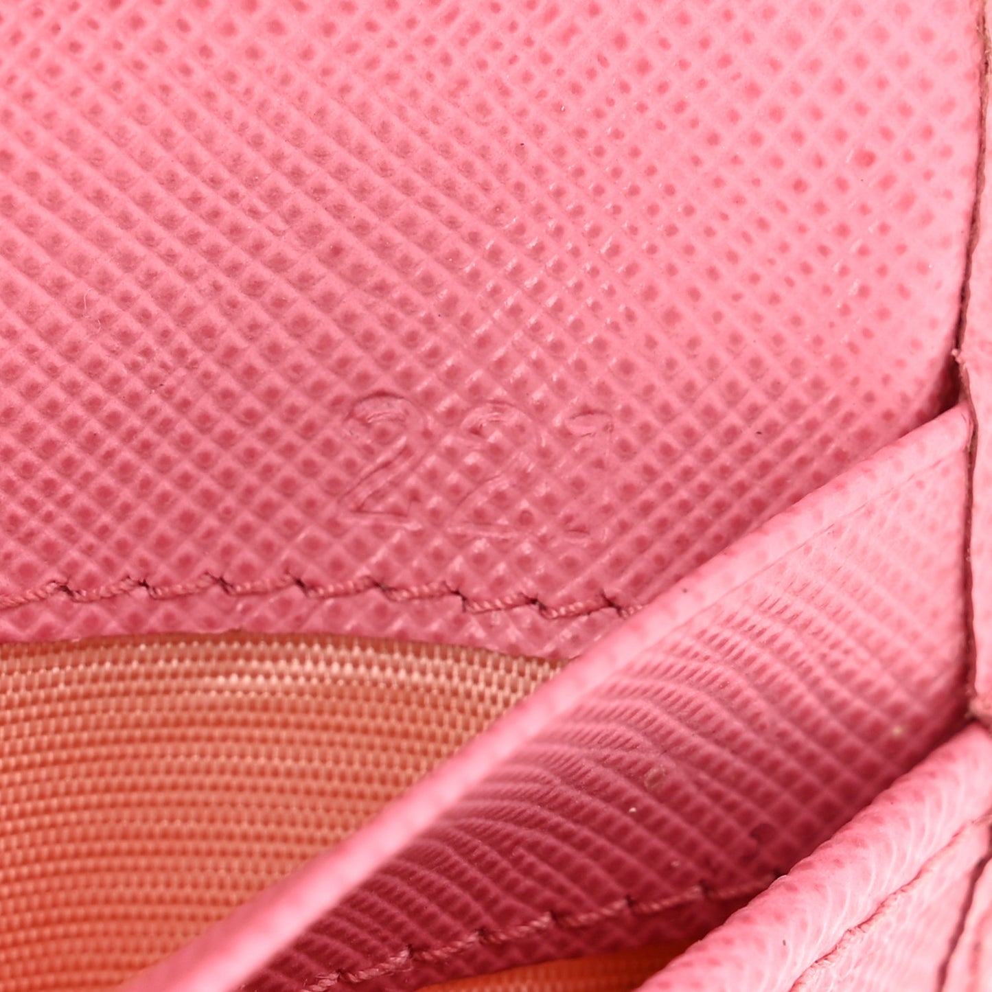 Vitello Move Compact Wallet Geranio