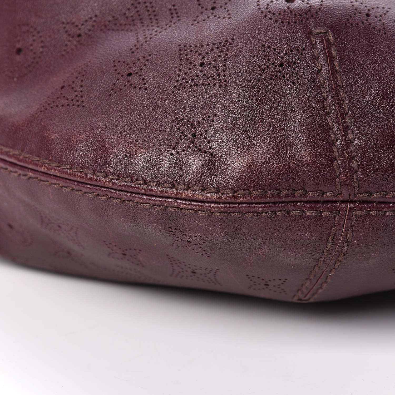 Louis Vuitton Mahina Onatah GM Aubergine 9 of 18