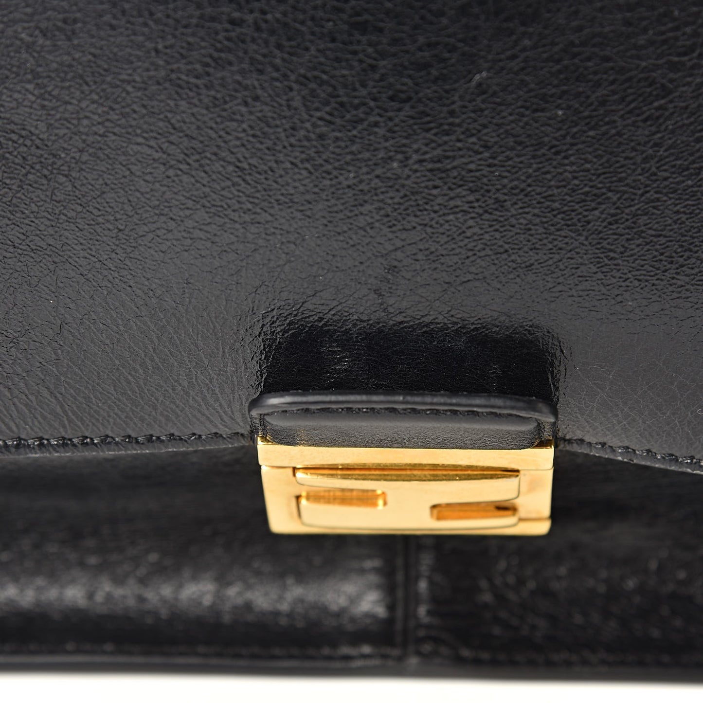 Agnello Old Shine Large Kan U Shoulder Bag Black